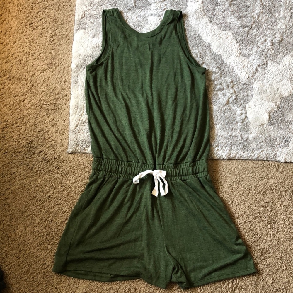 Green cotton romper